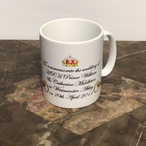Commemoration Mug of Prince William and Catherine Middleton Wedding - Picture 2 of 6
